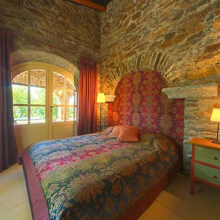 Il Piazzo Sleeps 14 With Pool And Air Con Villa