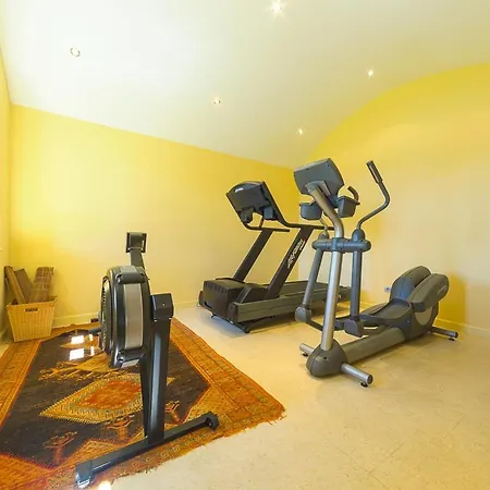 Il Piazzo Sleeps 14 With Pool And Air Con Villa *